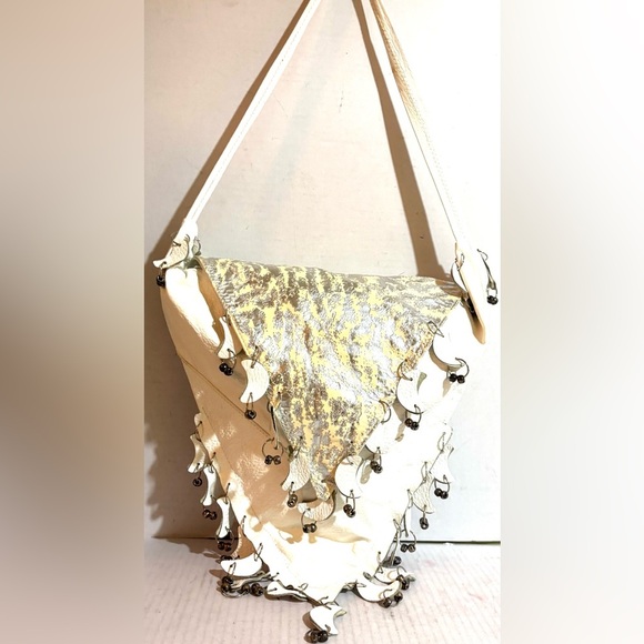 Handmade Elegant Cream and silver leather Women's Bag - Picture 1 of 8